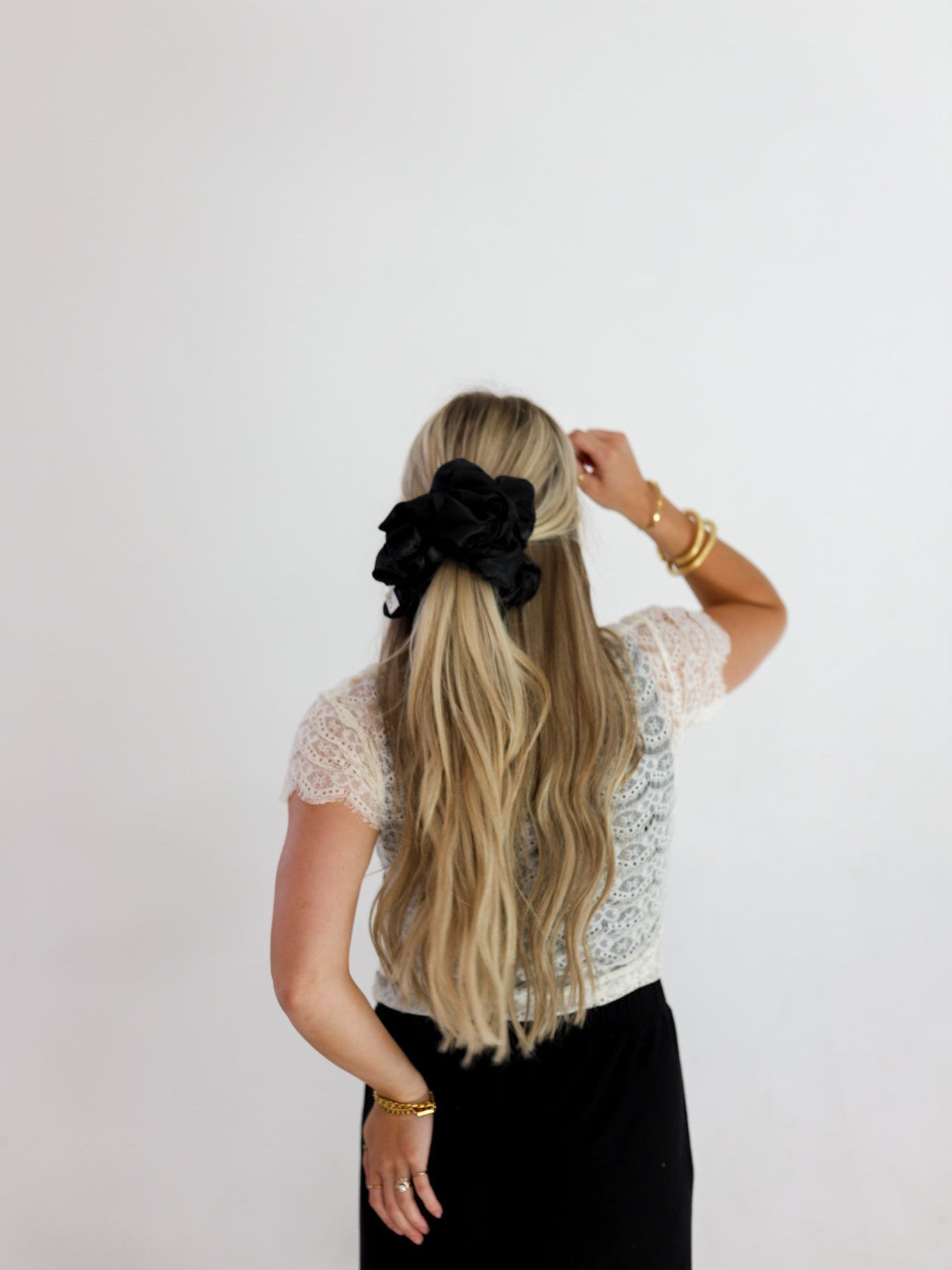 JUMBO SLEEP SILK/SATIN SCRUNCHIES