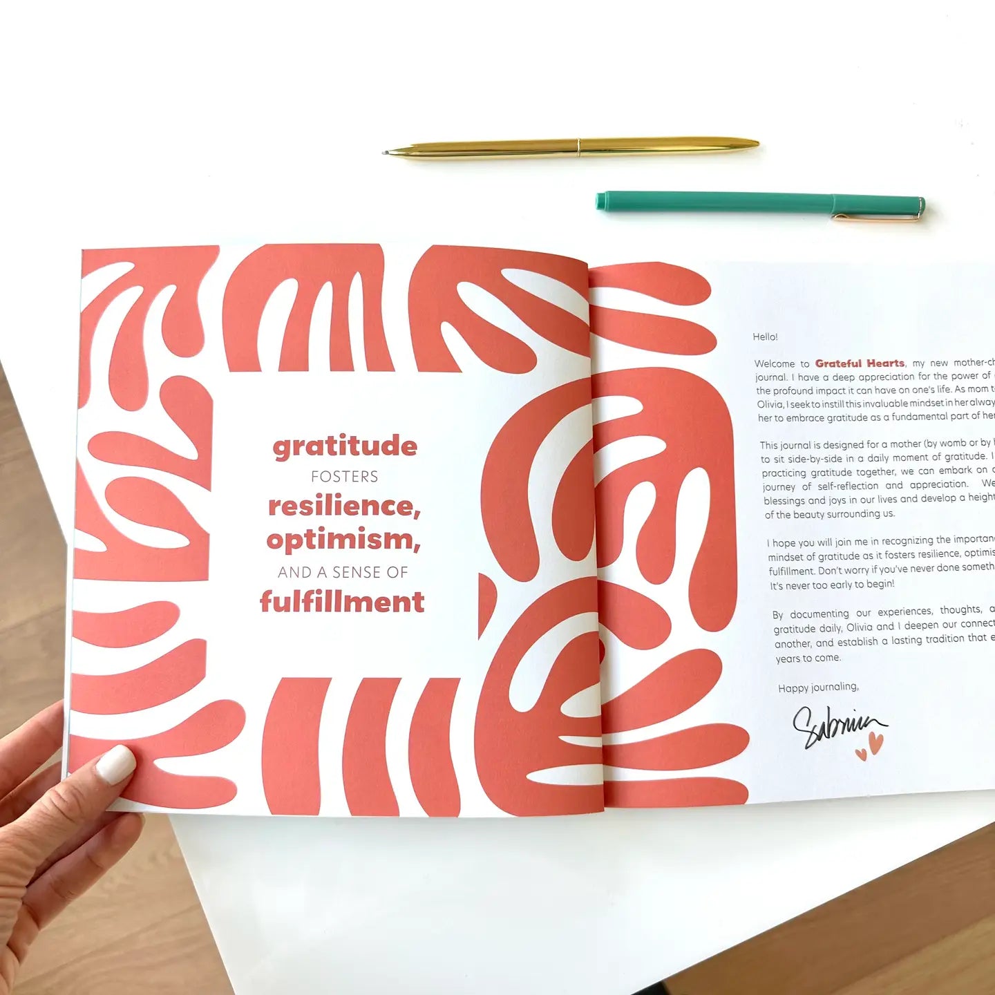 Grateful Hearts: A Mother-Child Gratitude Journal