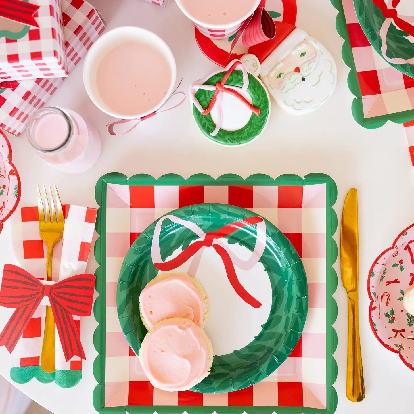 Wreath Paper Plates