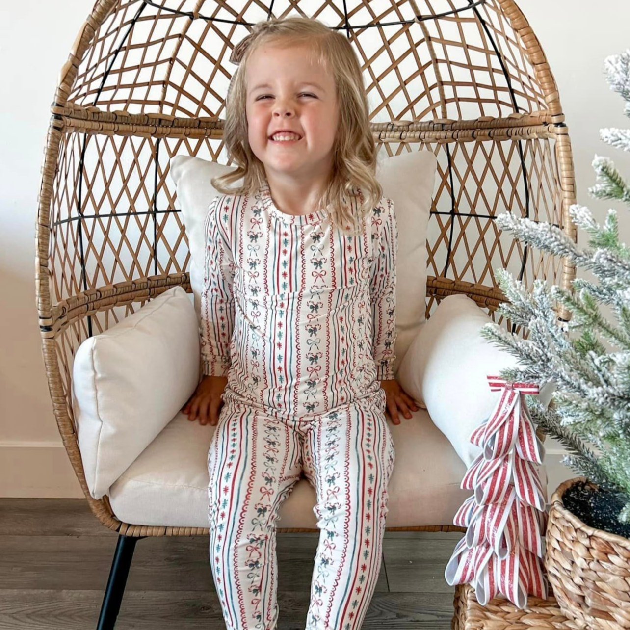 Candy Cane Bows Bamboo Christmas Pajamas Set | Toddler & Kids