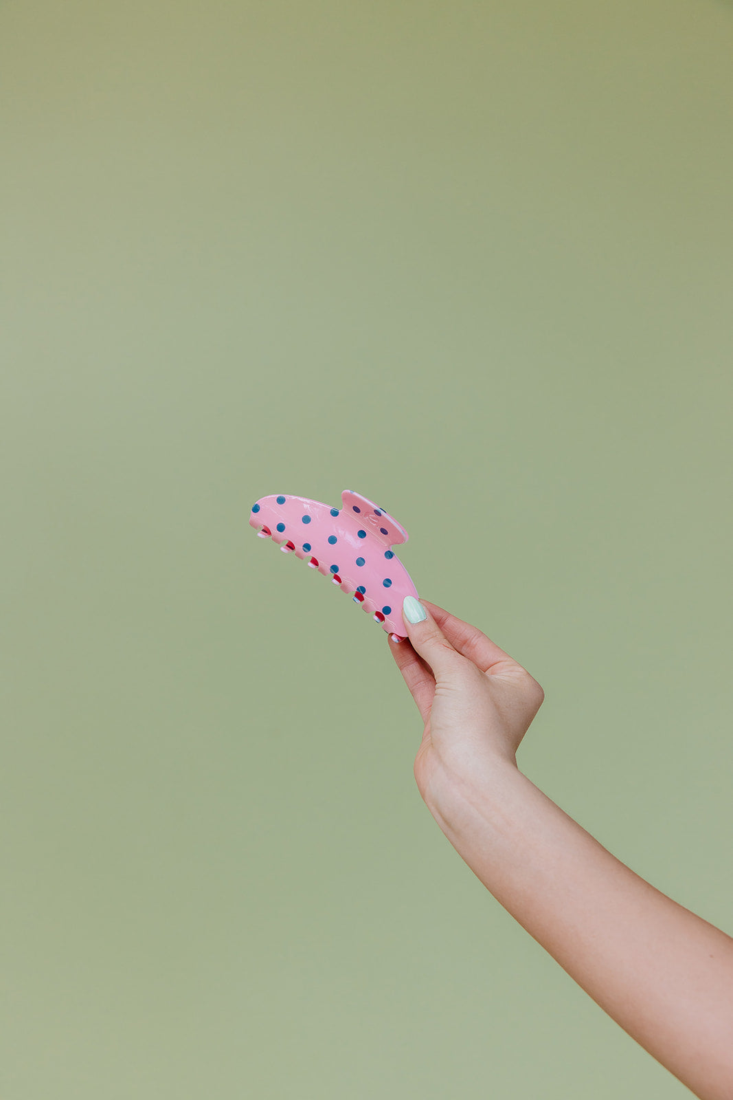 POLKA DOT & STRIPED OVERSIZED CLAWS