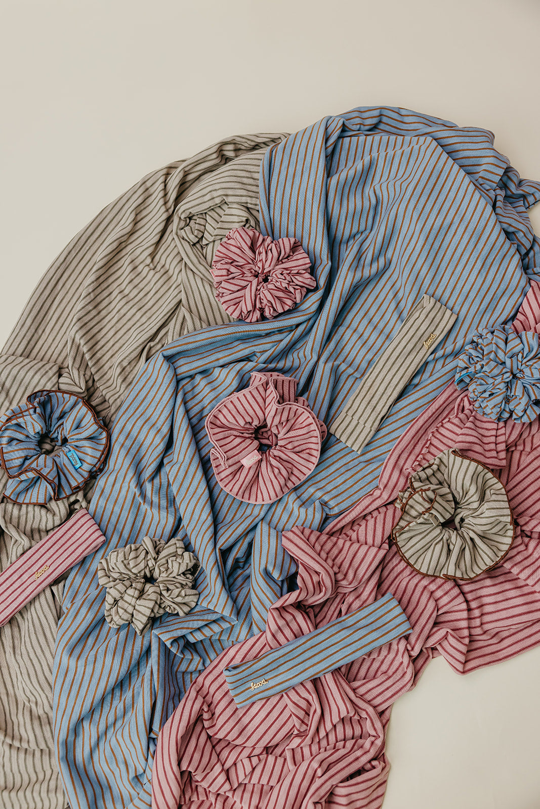 STRIPED CORSET SCRUNCHIE