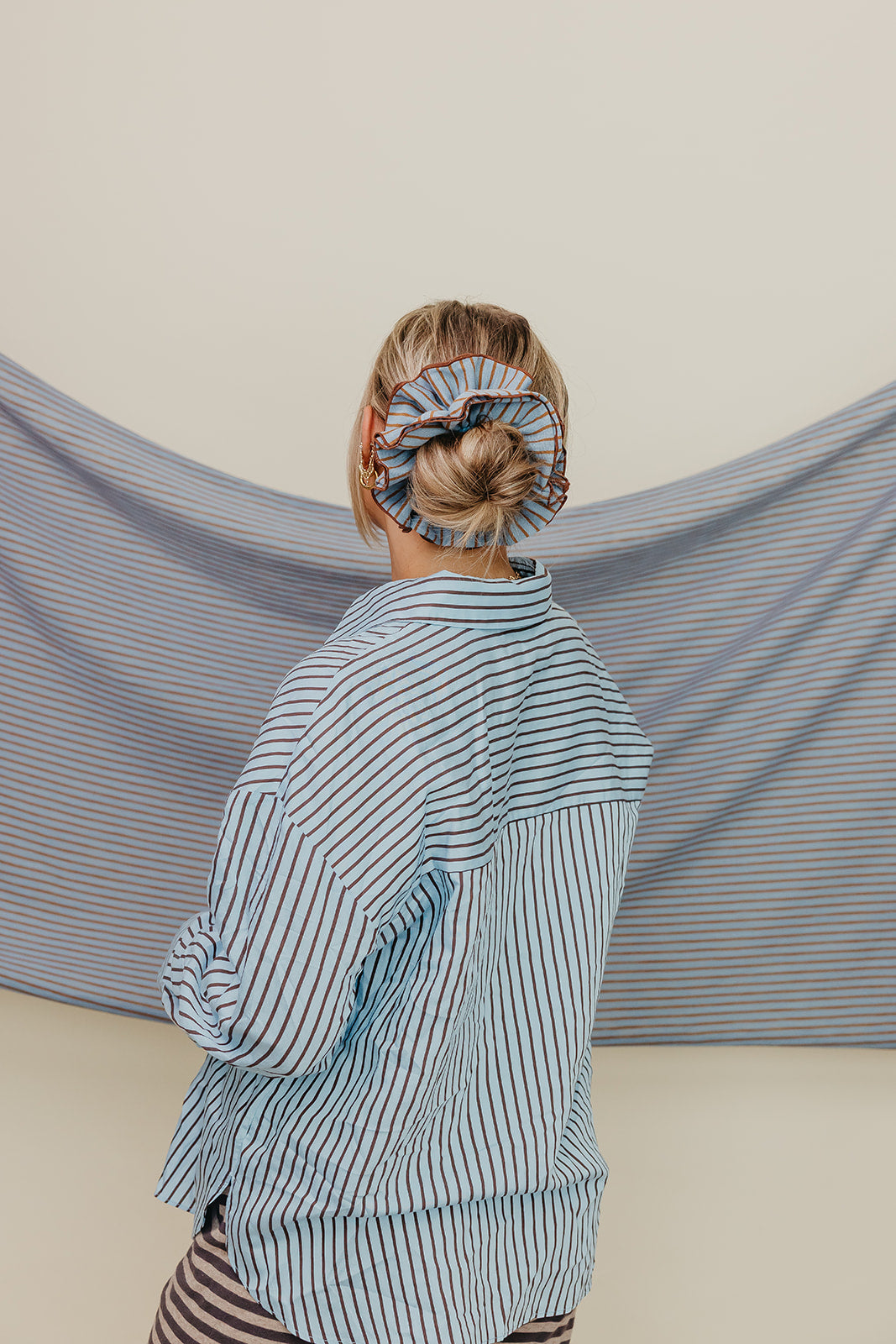 STRIPED CORSET SCRUNCHIE