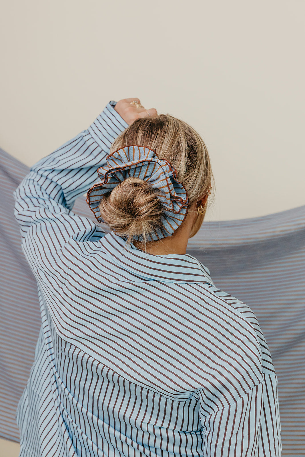 STRIPED CORSET SCRUNCHIE