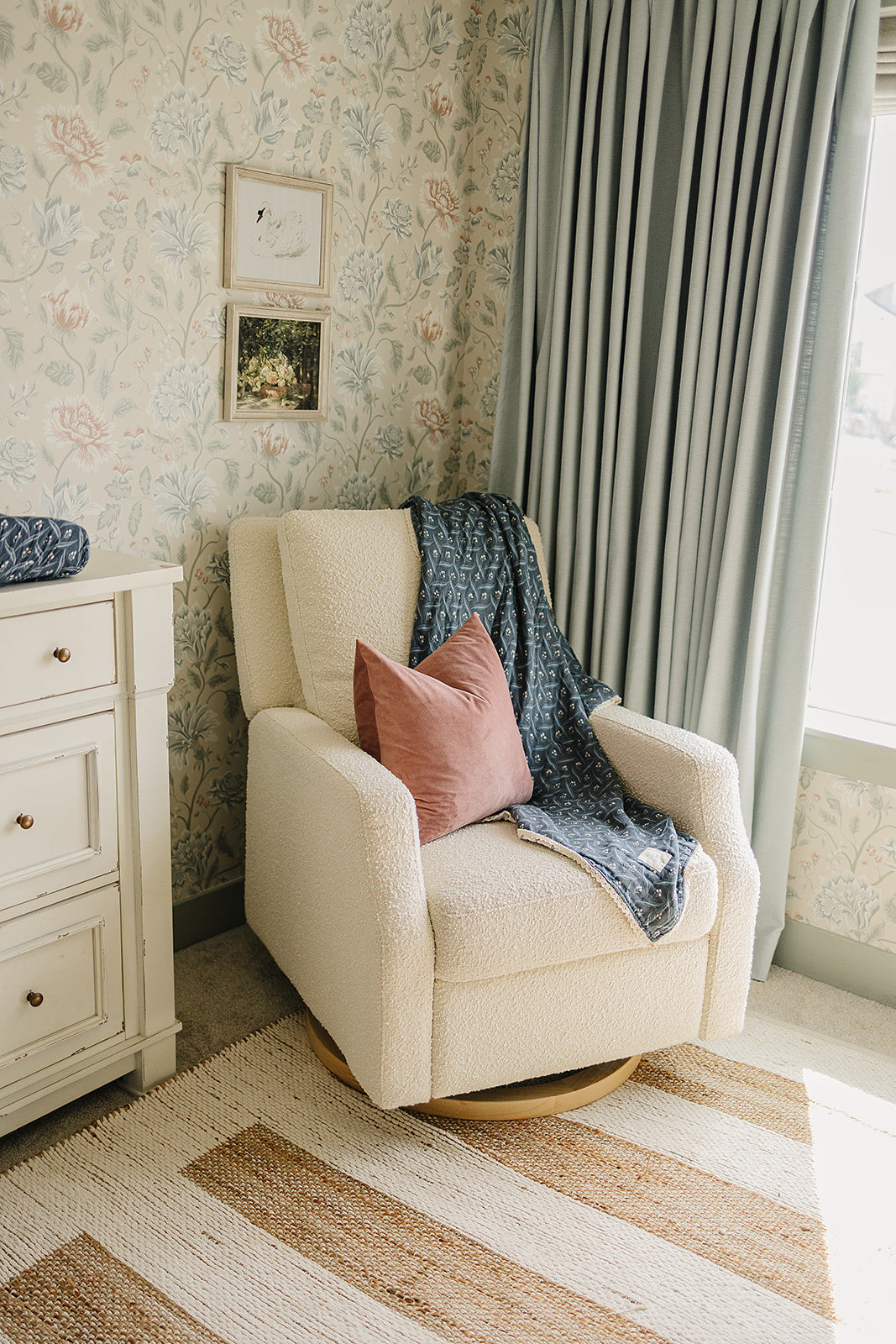 Navy Berry + Cream Berry Lace Muslin Quilt